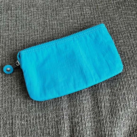 Blue Kipling Pouch - Picture 2 of 5